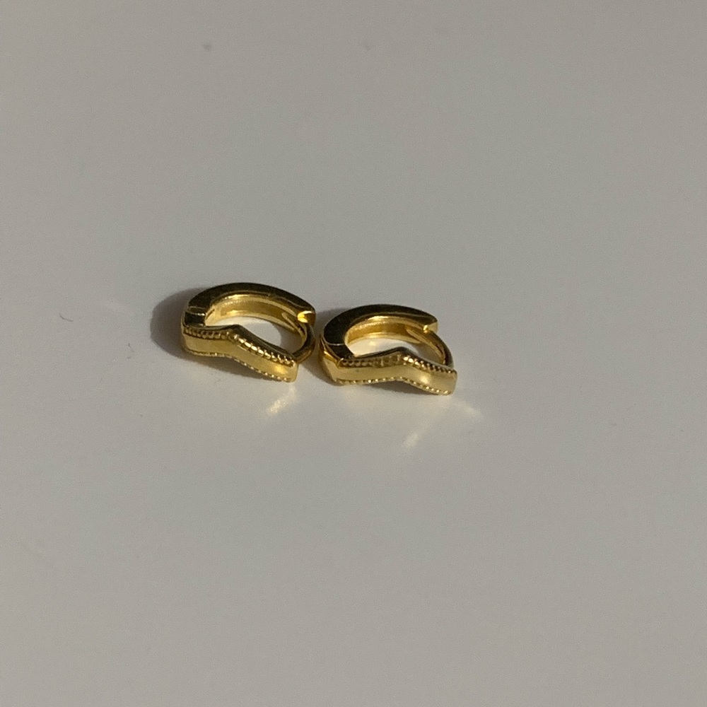 Sterling silver Huggies